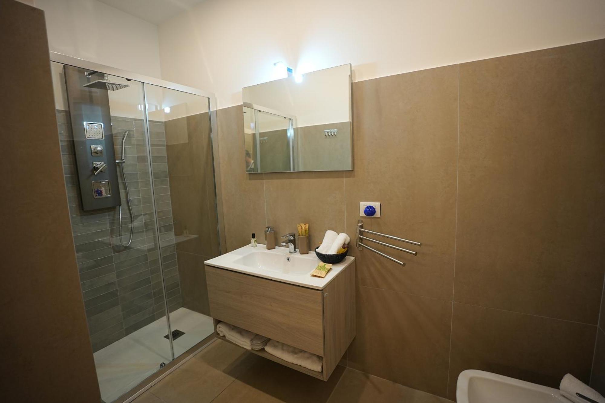 B&B Suites&Rooms Piazza Dei Martiri Catania Exterior photo